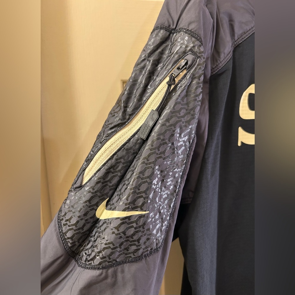 NFL Nike OnField Apparel Saints Black and Gray Jacket - Picture 3 of 7
